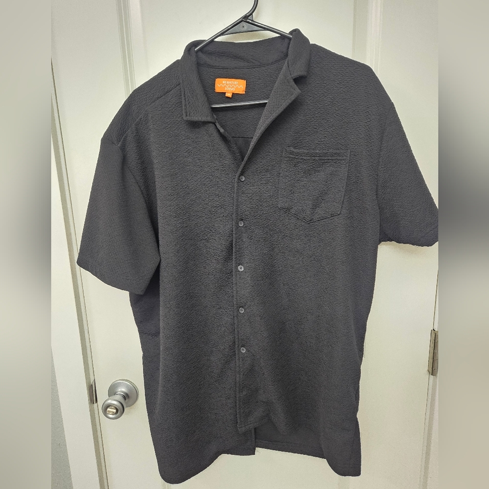Negative Space Crinkle Knit Button Down Shirt Men's XL